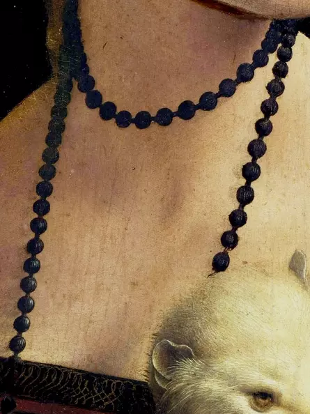 Leonardo da Vinci – Dame Hermelin (Detail), Halskette